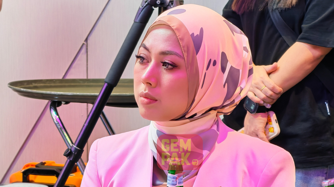 Ilustrasi produk sel stem tumbuhan untuk artikel Azar Azmi Bicara Manfaat produk sel stem tumbuhan