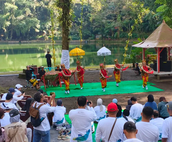 Ilustrasi desa bayu banyuwangi untuk artikel Di Balik Lokasi Syuting: Desa Bayu Banyuwangi Simpan Pesona