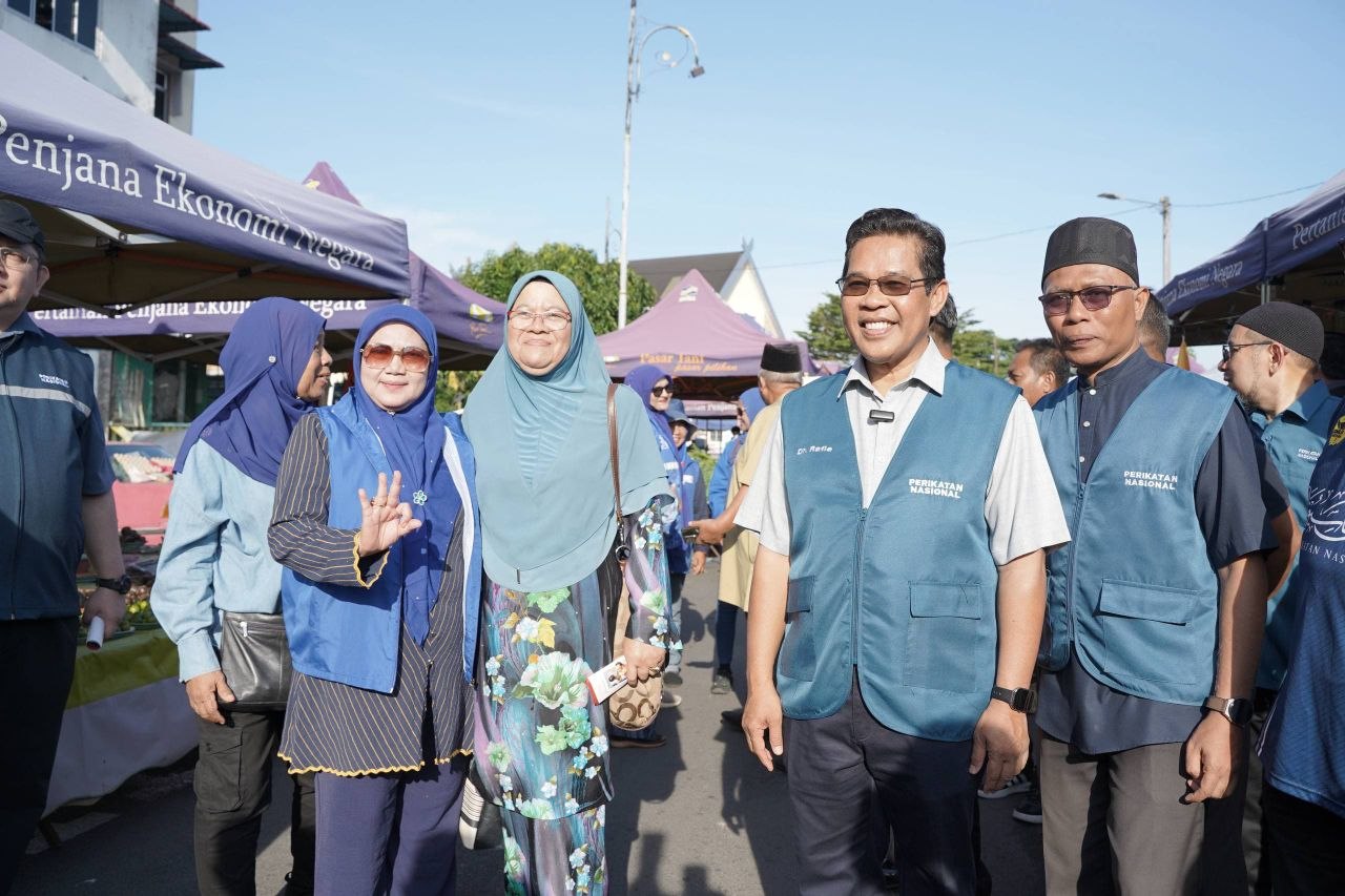 Ilustrasi campur tangan dap untuk artikel Rakyat N9 Resah dengan Campur Tangan DAP
