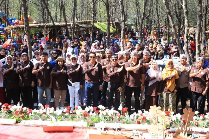 Ilustrasi festival gir sereng untuk artikel Festival Gir Sereng Probolinggo Lestarikan Budaya Lokal