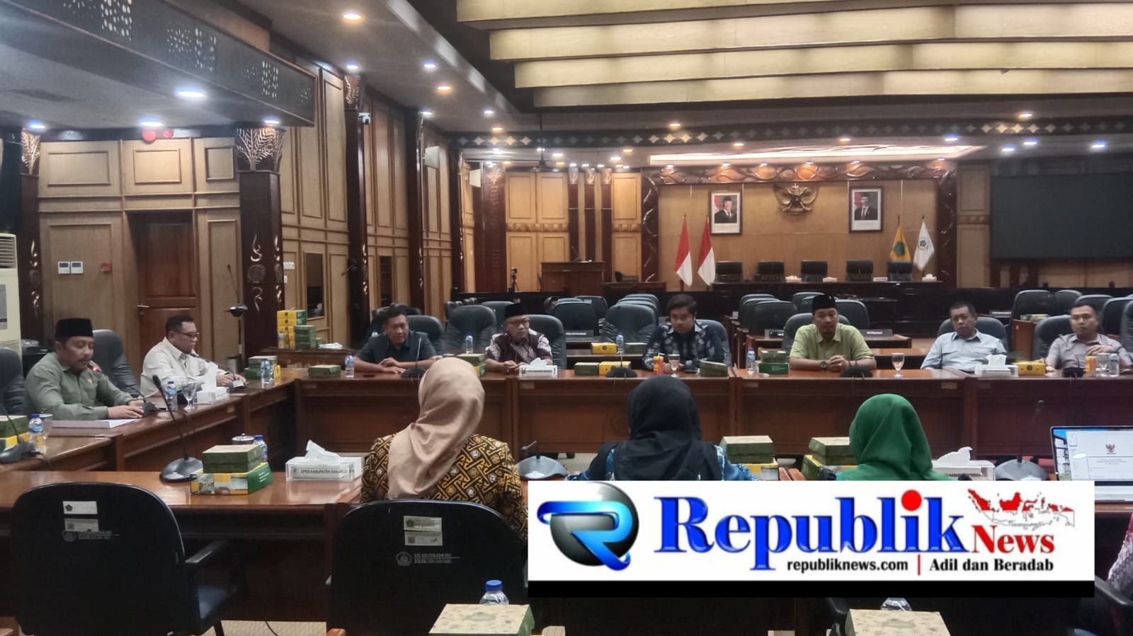 Evaluasi Program MBG Diminta DPRD Sidoarjo Ilustrasi evaluasi program mbg untuk artikel DPRD Sidoarjo Minta Evaluasi Program MBG Usai Dugaan Keracunan